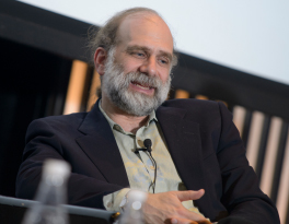  Bruce Schneier 